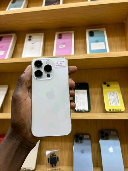 iPhone 15 Pro Max reconditionné