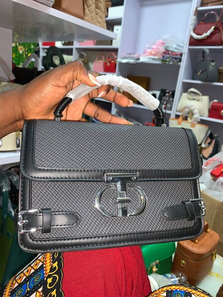 Sac à main en cuir élégant