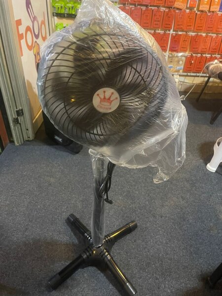 Ventilateur sur pied réglable