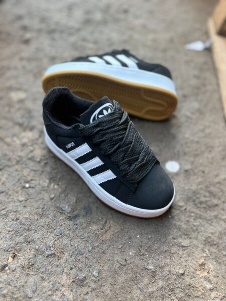 Chaussures de Sport Noires