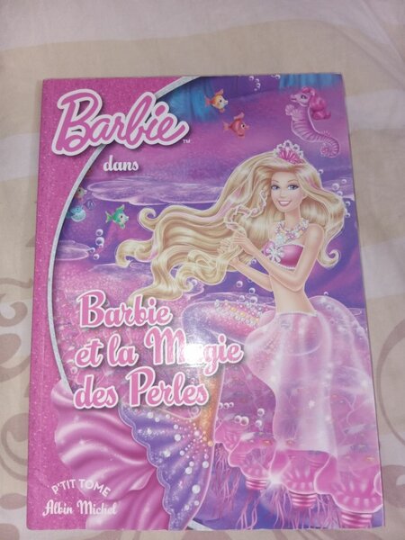 Livre Barbie Magie des Perles