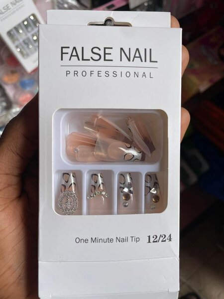 Ongles Faux Professionnels