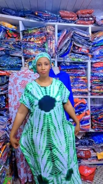 Robe longue colorée élégante