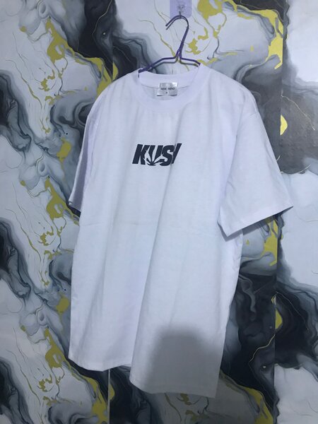 T-shirts graphiques trendy