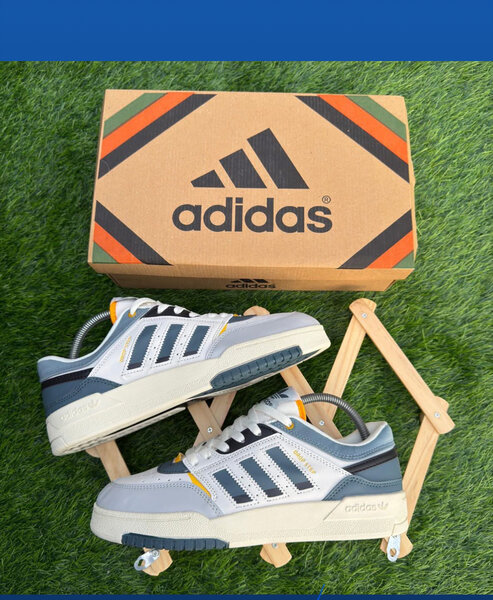 Chaussures Adidas Homme