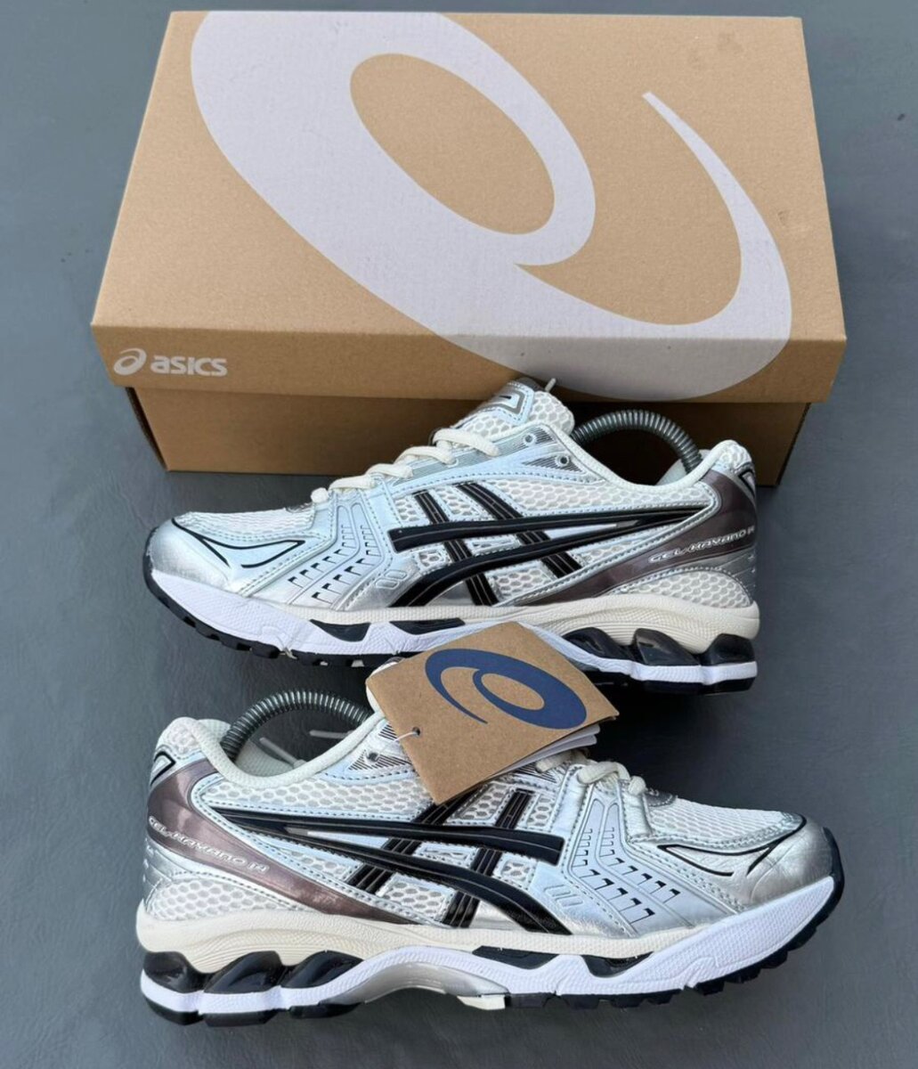 Asics Sneakers pour Femmes