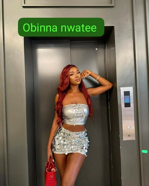 Tenue de soirée brillante