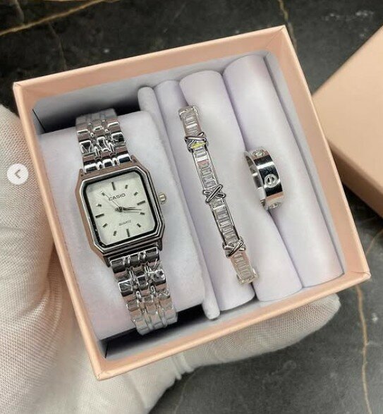 Набор часы+комплект украшений