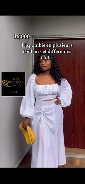 Ensemble Jupe et Top Élegant