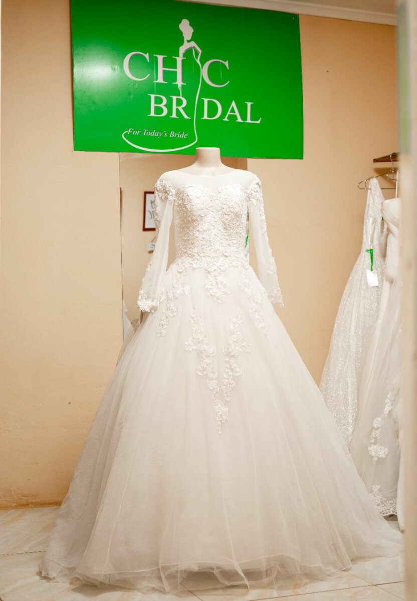 Ballgown Wedding dress