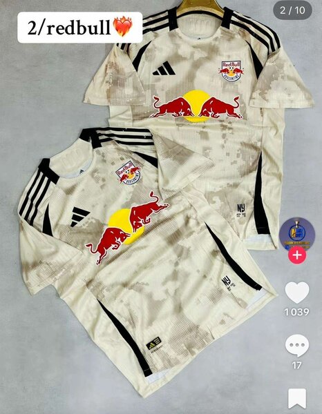 Maillots de Football Répliques