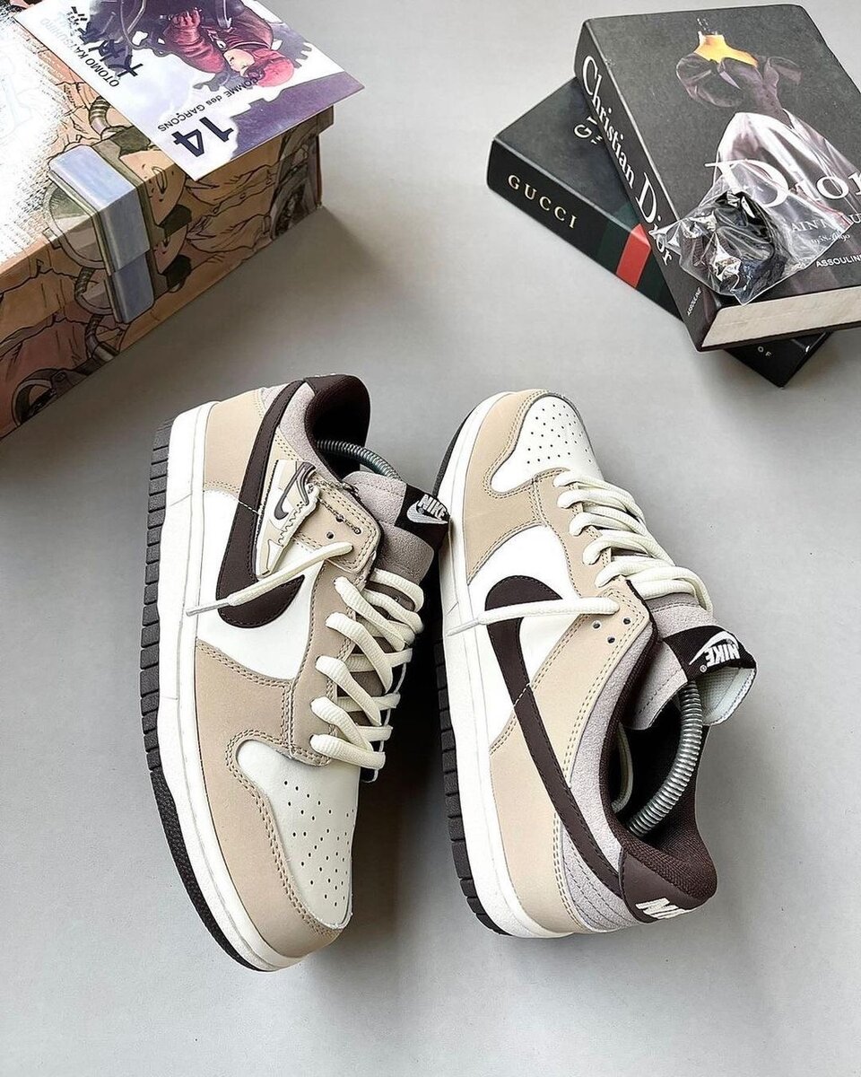 Otomo Katsuhiro x Nike SB Dunk Low