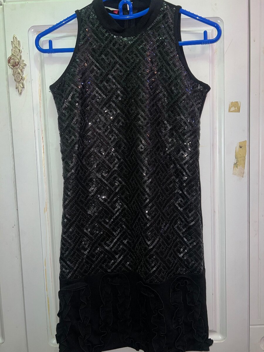 Платье вечернее