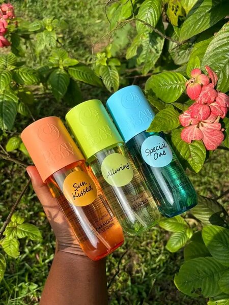 Eaux de parfum colorées