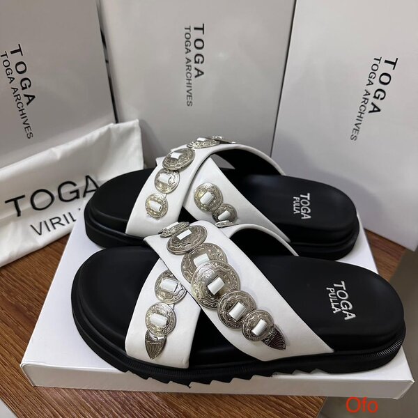 Sandales Toga en cuir décoré