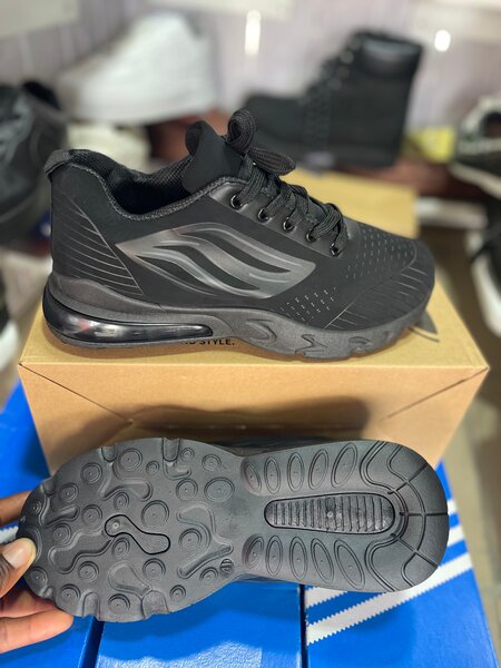 Chaussures de sport légères