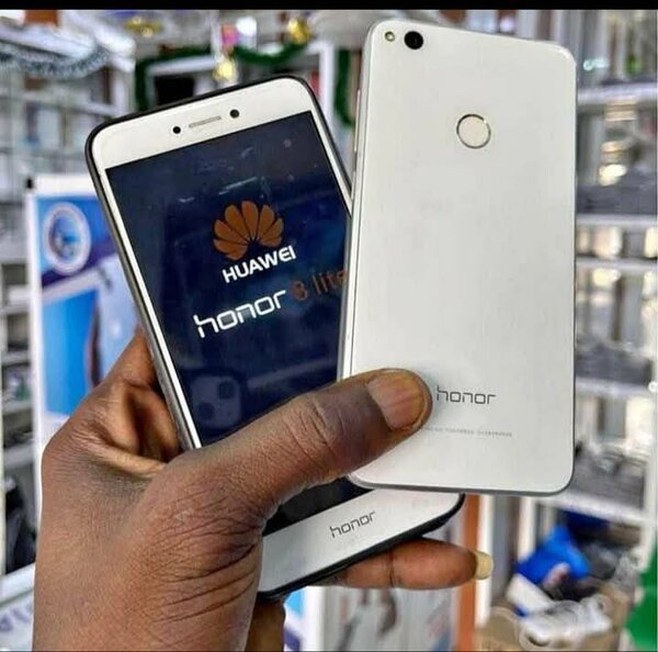 Huawei honor 8lite