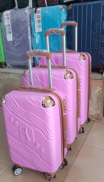 Anti crack suit cases