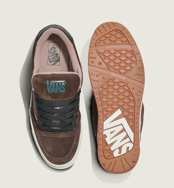 VANS HILANE 2025