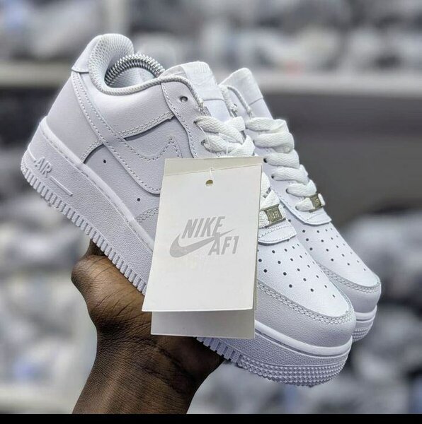 Nike Air Force 1 Baskets Blancs Homme