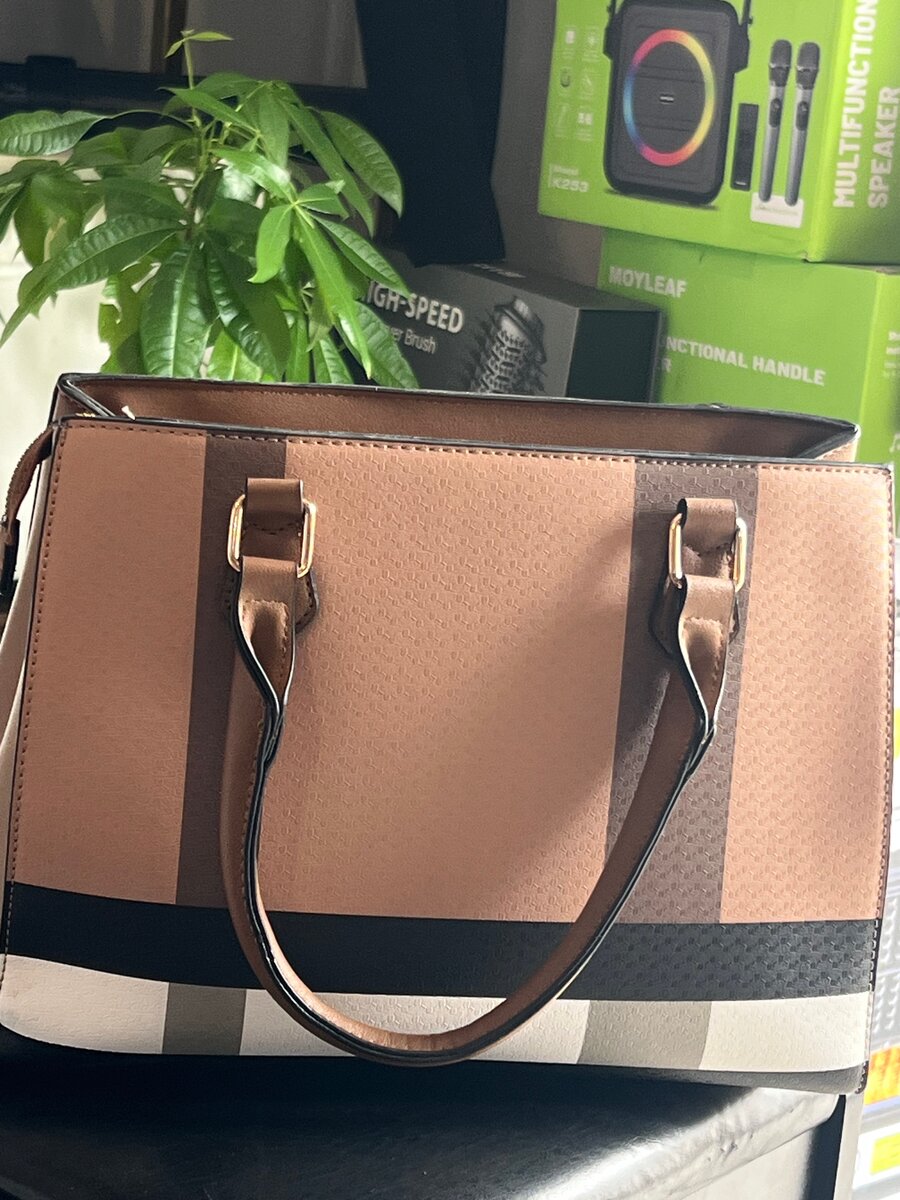 Sac à main élégant femme