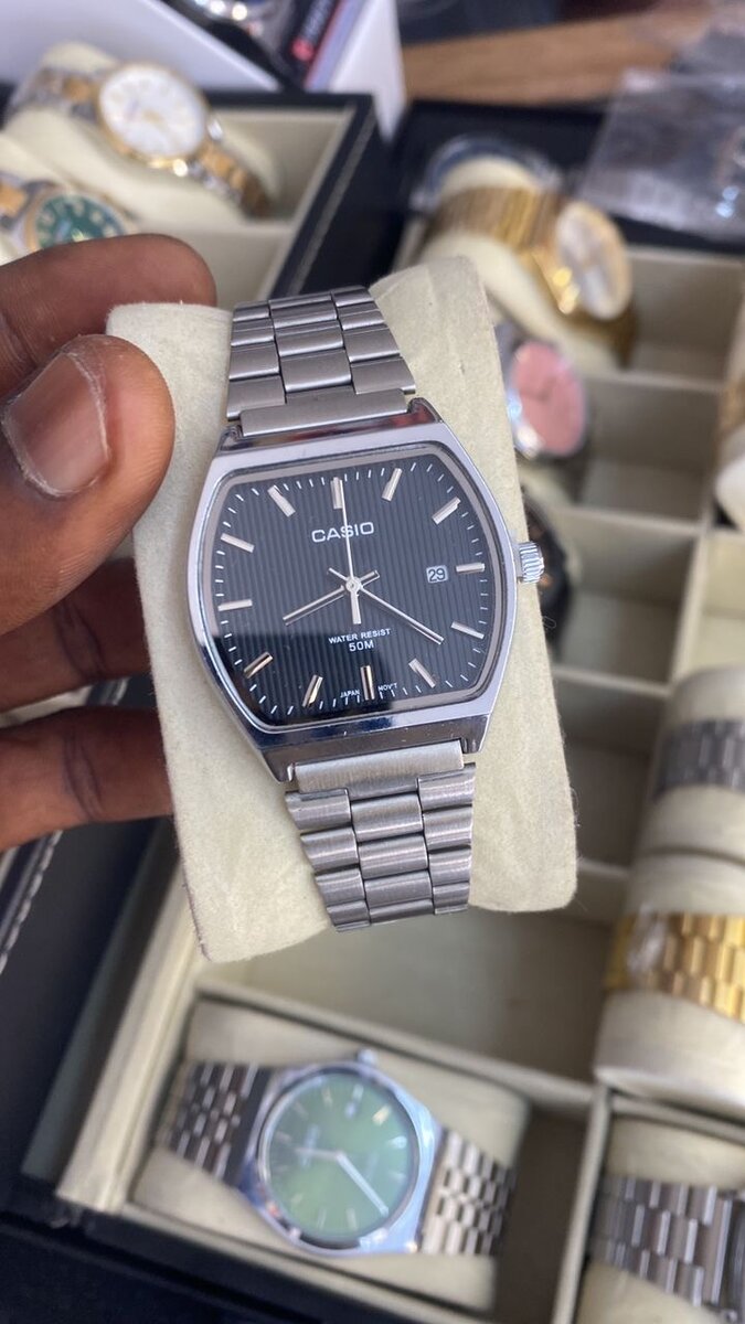 Montres Casio Classiques Homme