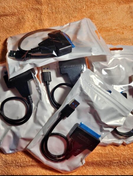 Adaptateur USB vers SATA