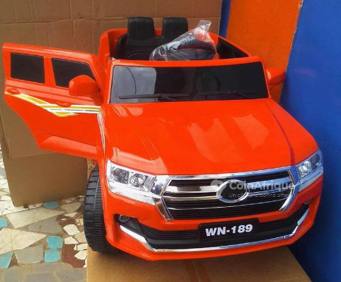 Voiture télécommandée pour enfant