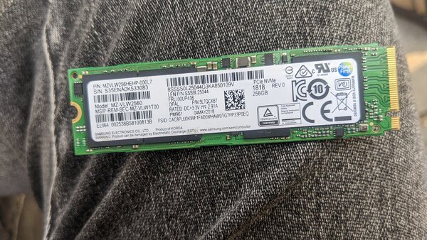 SSD (Solid state drive ) M.2