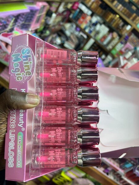 Shine Magic TINTING LIP GLOSS - Brillant à lèvres