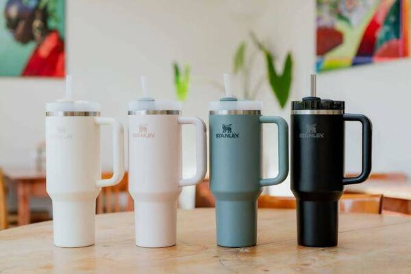 Gobelet Isolé Stanley - Inox & Couvercle