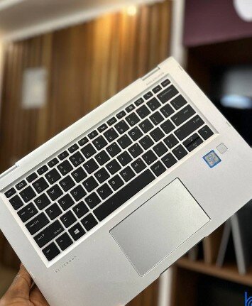 Hp elite book 1O3O G2