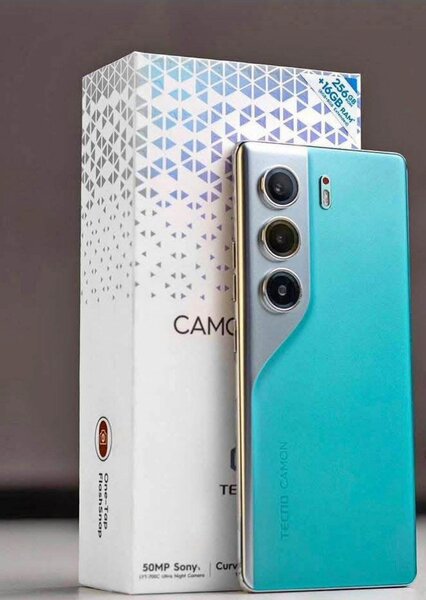 Tecno Camon 40 Smartphone