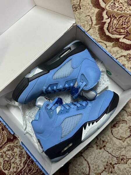AIR JORDAN 5