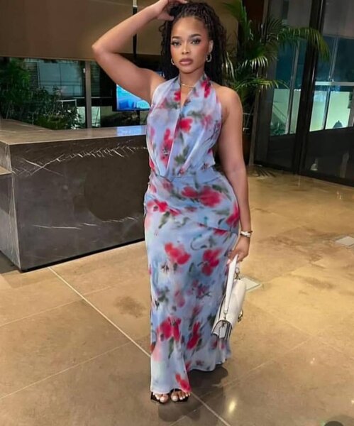 Robe longue fleurie élégante