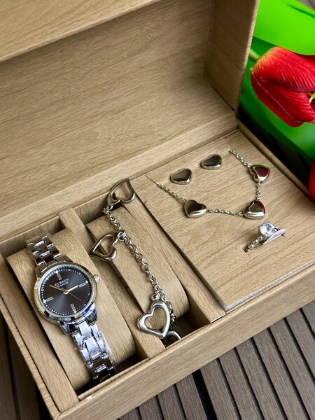 Ensemble Montre et Bijoux pour Femme