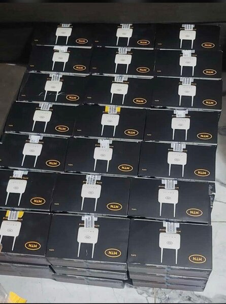 Brand new powerful router 4g LTE uses all sim cards