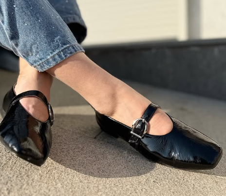 Эти лакированные балетки — любовь с первого взгляда! 😍Производство: Турция 🇹🇷 Бренд: Robin Размерный ряд: 36,37,38,39,40