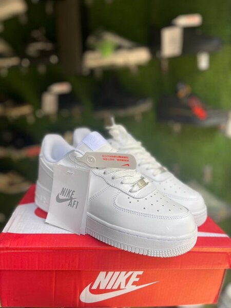 Original Airforce 1 black and white