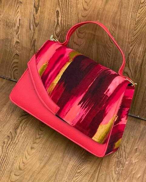 Sac à main coloré chic