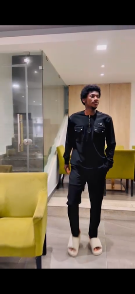 Ensemble homme moderne et élégant