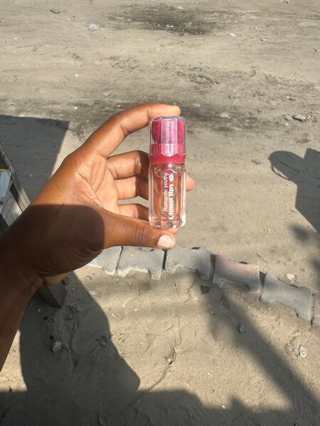 Gloss repulpant pour lèvres