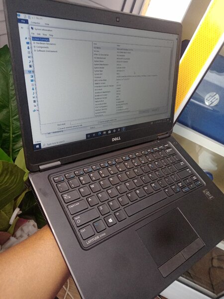 Dell Latitude E7450 intel corei3 5thgen