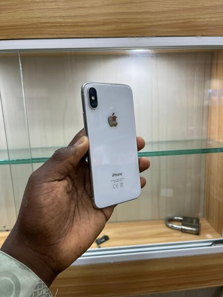 Iphone X 64gb sans id