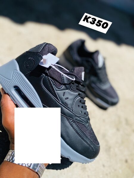 belles baskets pour hommes