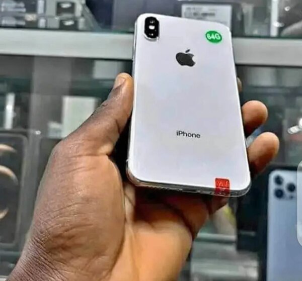 iPhone X 64Go Silver