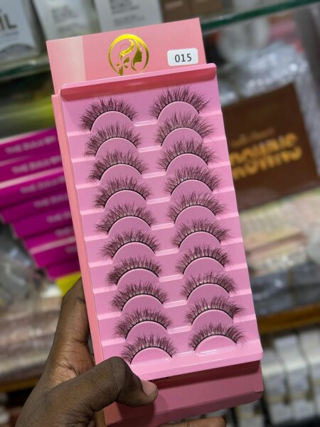 Cils Faux Volume Intense