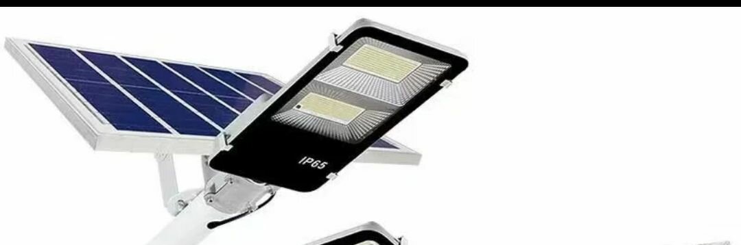 Projecteur solaire LED extérieur