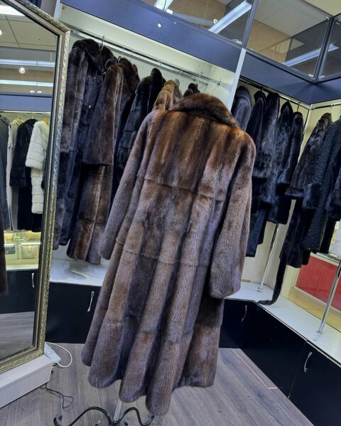 Шикарная итальянская шуба
