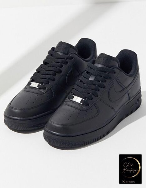 Baskets noires classiques